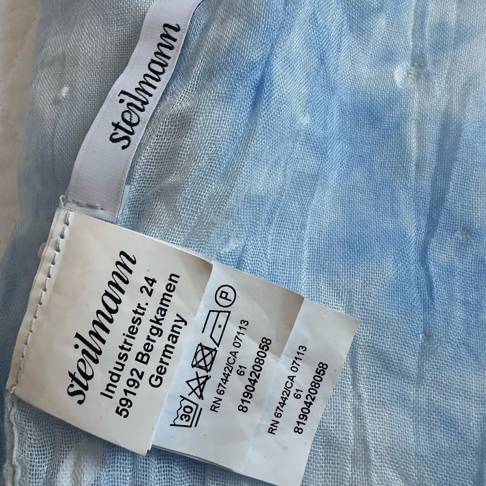 ***Blue scarf - Picture 5 of 13